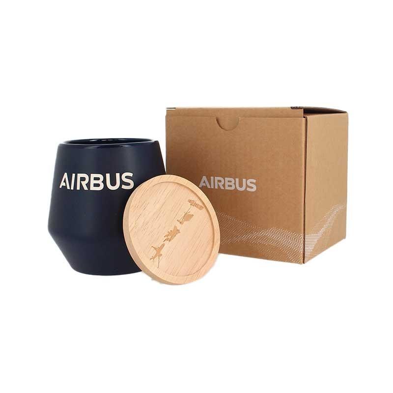 Airbus Tasse mit Deckel